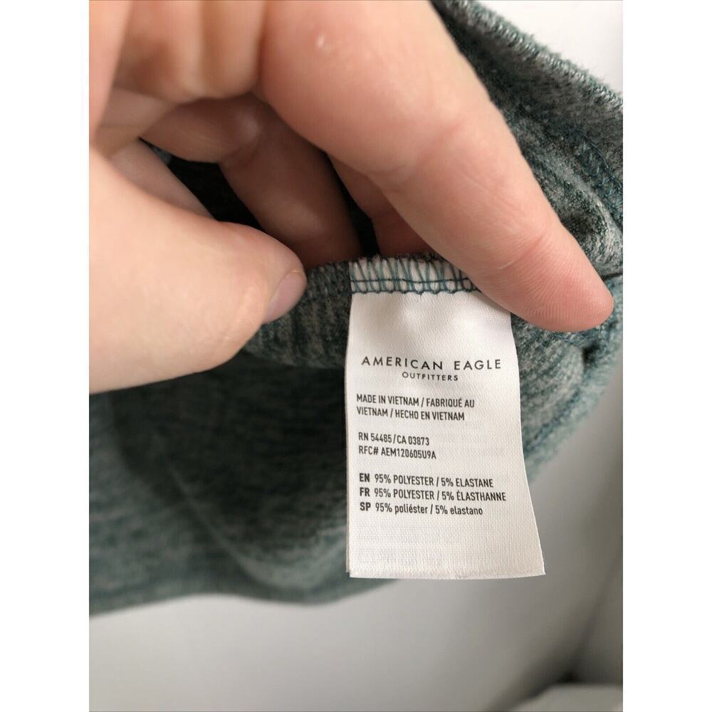 American Eagle Top Womens S Soft Sexy Plush Long Sleeve Green Cozy V Neck - Picture 5 of 6